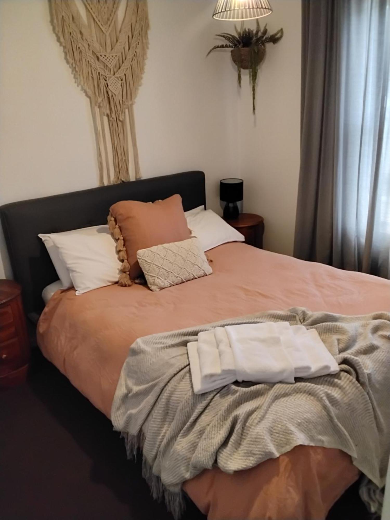 Coach House Inn Bright Szoba fotó